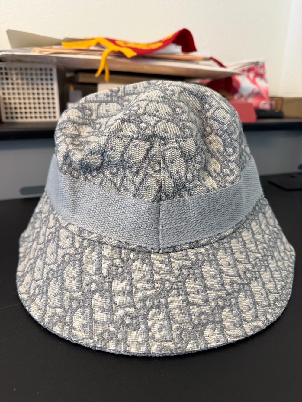 Brand New VIP GWP logo (Christian Dior) bucket hat light grey - Picture 5 of 5